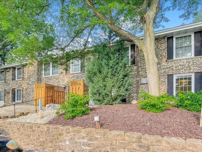 4424 Cedar Lake Rd S APT 1