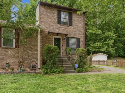 3332 Lakeside Pl