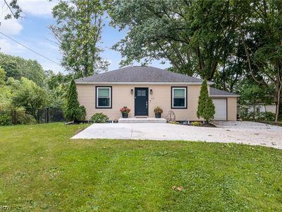 678 Portage Lakes Dr