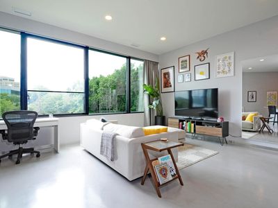 5601 Smetana Dr Unit 305