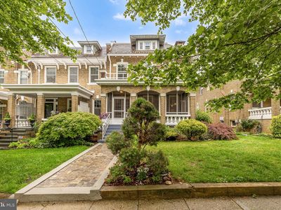 1616 Webster St NW