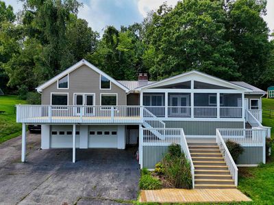 2967 Blackberry Ln