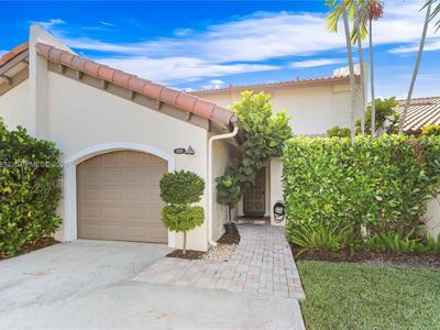 8555 SW 114th Ct