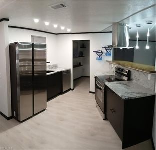 5502 Ben Franklin Ln