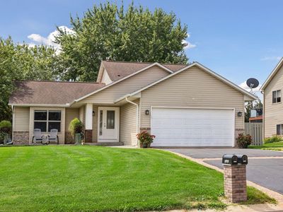 15944 Cascade Path