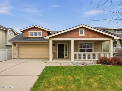 1675 W Yaquina Dr