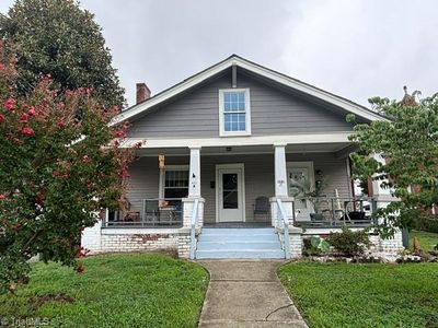 422 N Cedar St