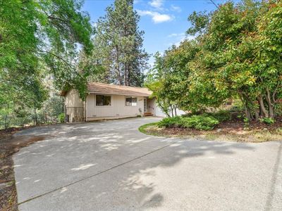 11233 Hackett Ct