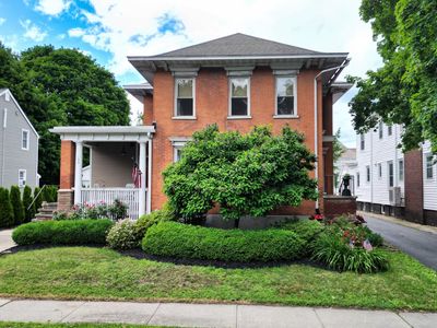 152 Warren Street