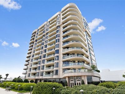 600 Port Of New Orleans Pl APT 15F