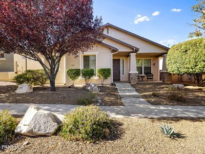 1150 N Hobble Strap St