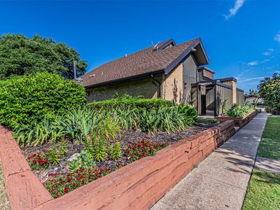 4643 Country Creek Dr APT 1090