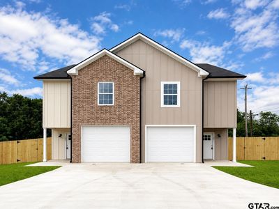163/165 Village North Cir