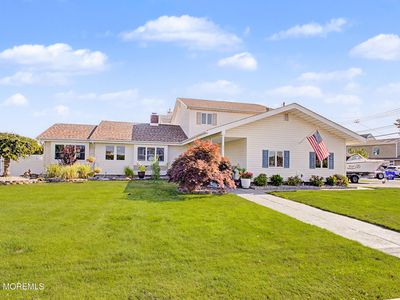 212 Riviera Drive
