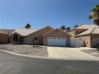 6102 S Los Lagos Cir