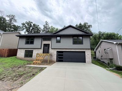 3001 N Grandview Ave