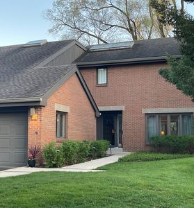 17 Park Ln