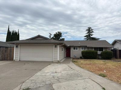 5633 Revelstok Dr