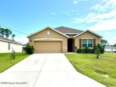 392 Ocarina St SW