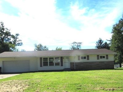 2740 Village Dr
