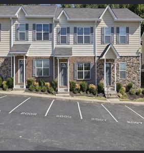 2005 Pinecrest Dr