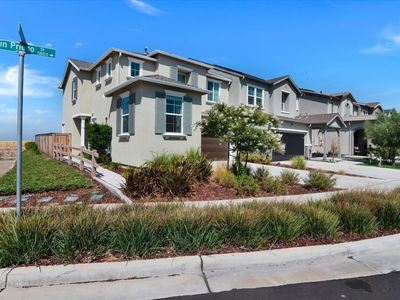 5828 Lenin Priego St