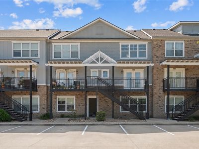 1725 Harvey Mitchell Pkwy S APT 224
