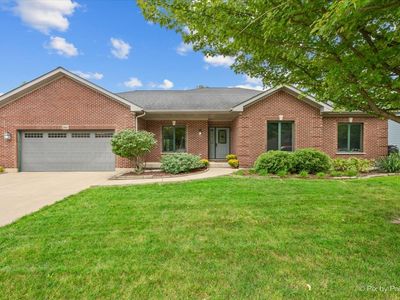 585 Mildred Dr