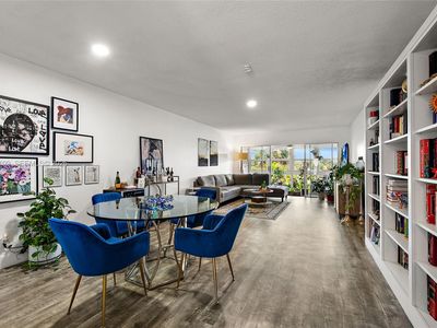 1100 SW 12th St APT 300