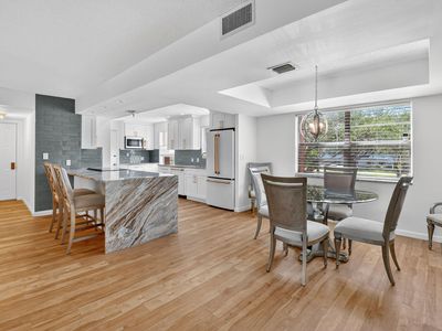 5340 NW 2nd Avenue #220