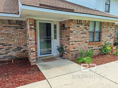 328 Clubhouse Dr APT 4-A