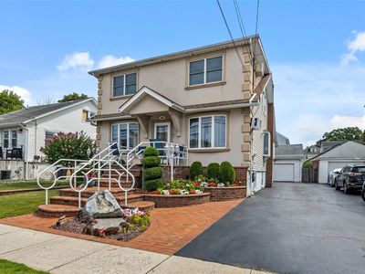 532 Cedarhurst Avenue