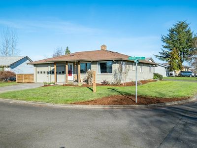 2299 Country Club Ter