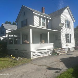 98 East Boulevard