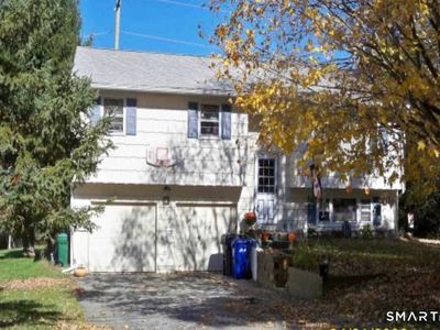 Property at 16 Stonecastle Road, New Milford, CT