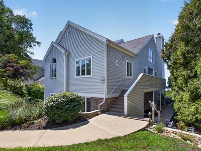 1802 Lakeshore Dr #6