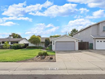 9317 Mark St