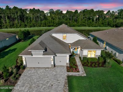 82 GLENHURST Avenue