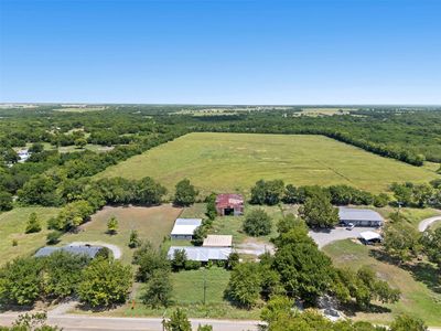 Property at 704 E Grand St, Whitewright, TX