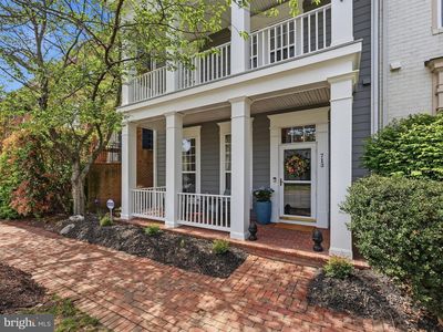 713 Belmont Bay Dr