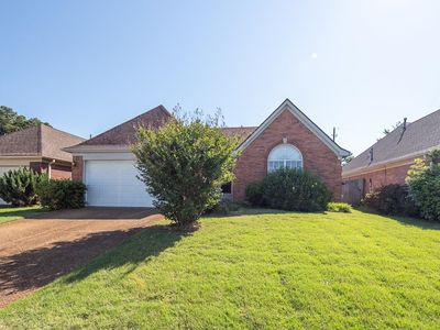 1114 Cathedral Ln