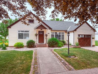 Property at 205 Ash St S, Comfrey, MN