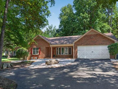 732 Lake Vista Dr