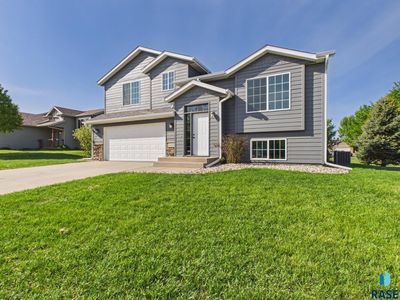 5729 W Bream Dr