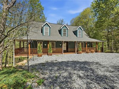 120 Wintergreen Way