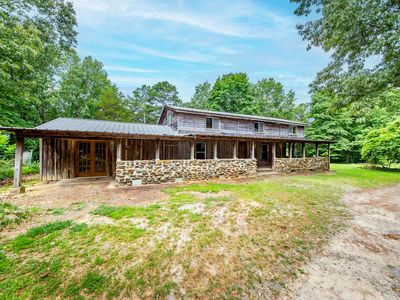 702 Ashwood Rd