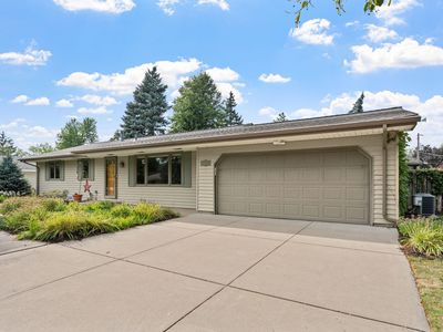 11700 Galtier Dr