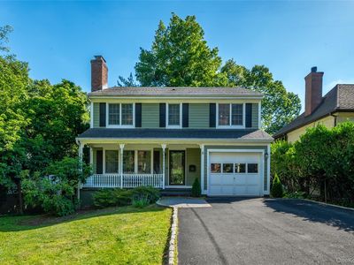 8 Burton Road