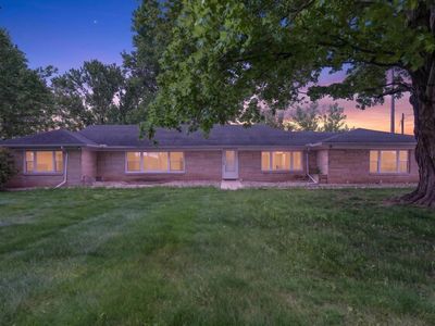 2523 S Business Highway 31
