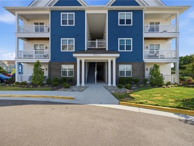 1732 Dromolin Dr #204